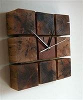 ساعت دیواری مکعبی چوبی